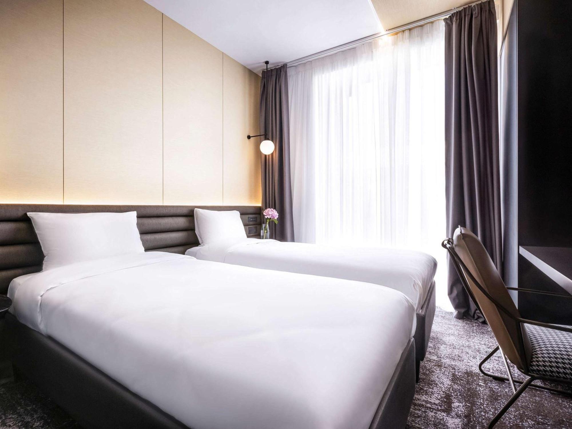 Novotel Living Almaty Jetisu Kültér fotó