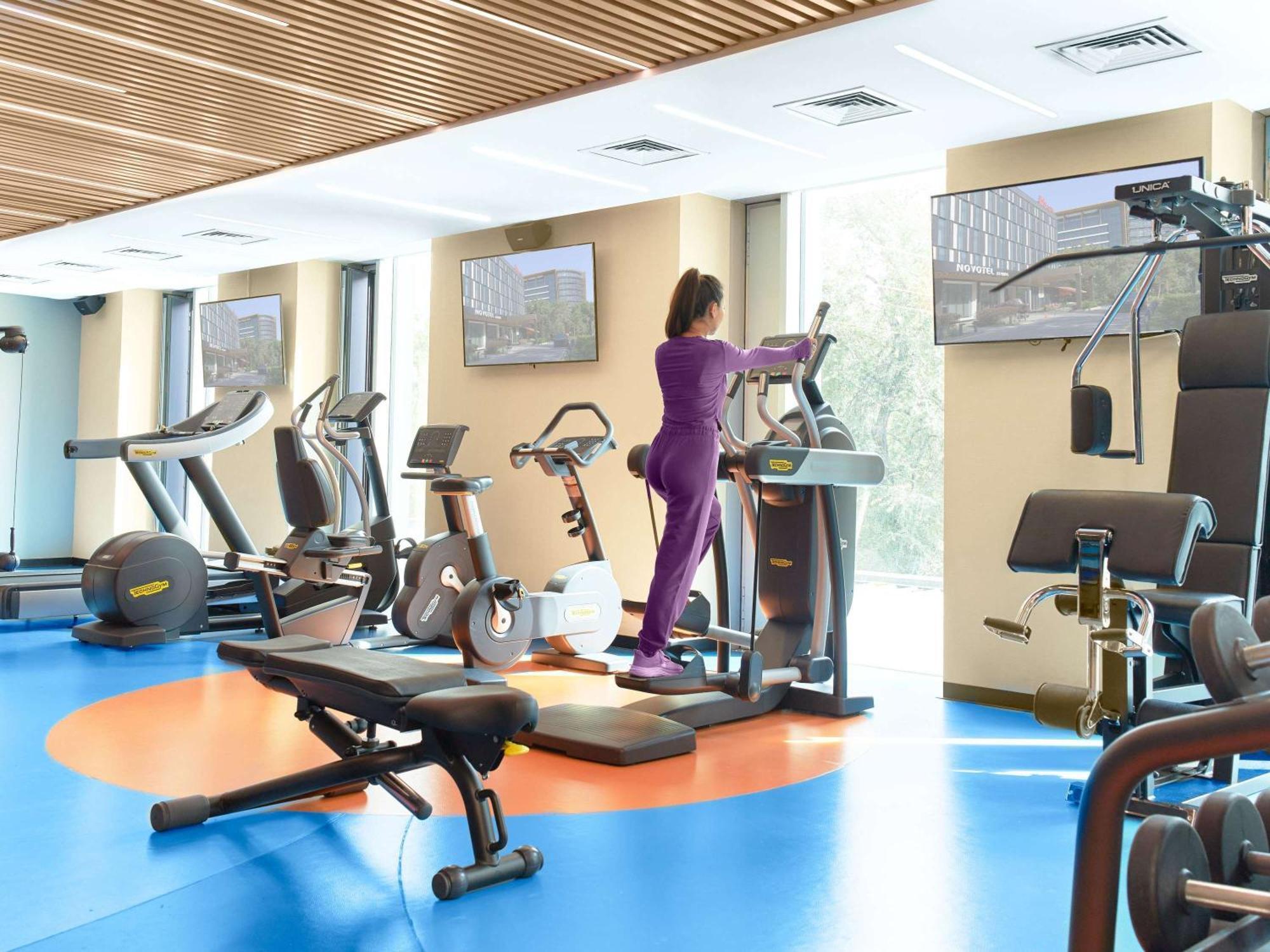 Novotel Living Almaty Jetisu Kültér fotó